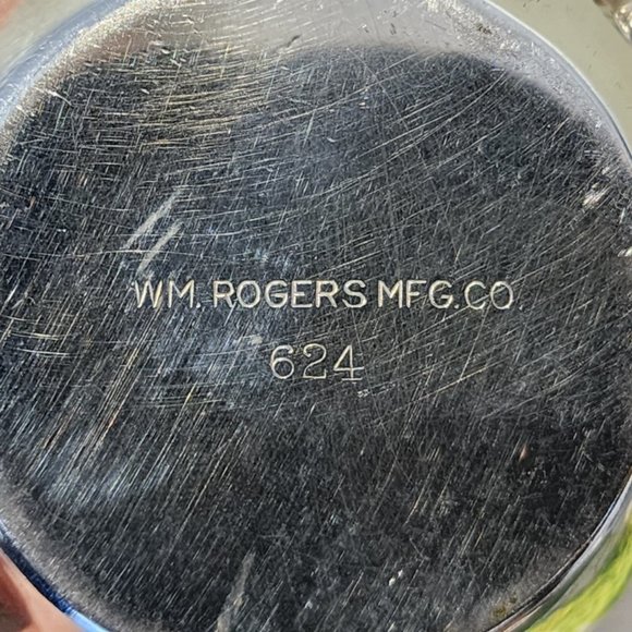 Vintage Wm Rogers MFG CO Silver Plate Fluted Creamer & Sugar Bowl # 624 - Picture 7 of 14